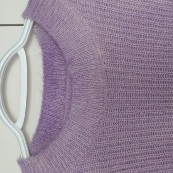 B.YOUNG WATERCOLOR SWEATER NWOT - Picture 2 of 10